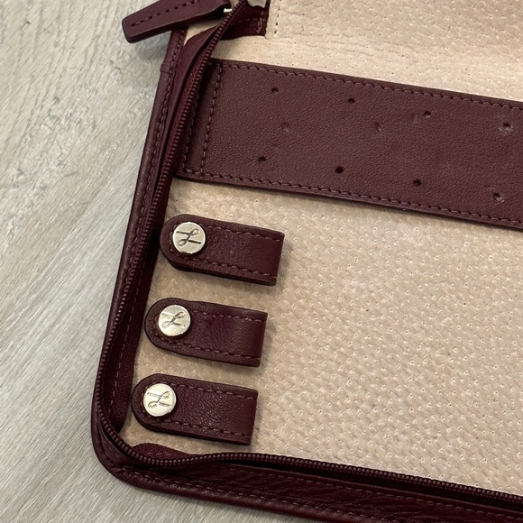 Elegant Burgundy Jewelry Organizer - Picture 4 of 10